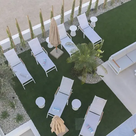 Villa Aqua Pearl Aq16